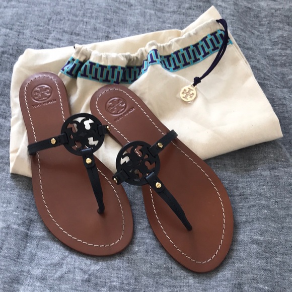 Tory Burch Shoes - BRAND NEW, NEVER WORN Tory Burch Sandals with Bag